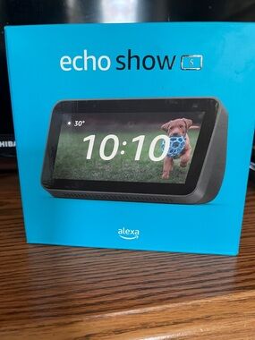 Amazon Echo Show 5 - Black with Bright Blue Packaging